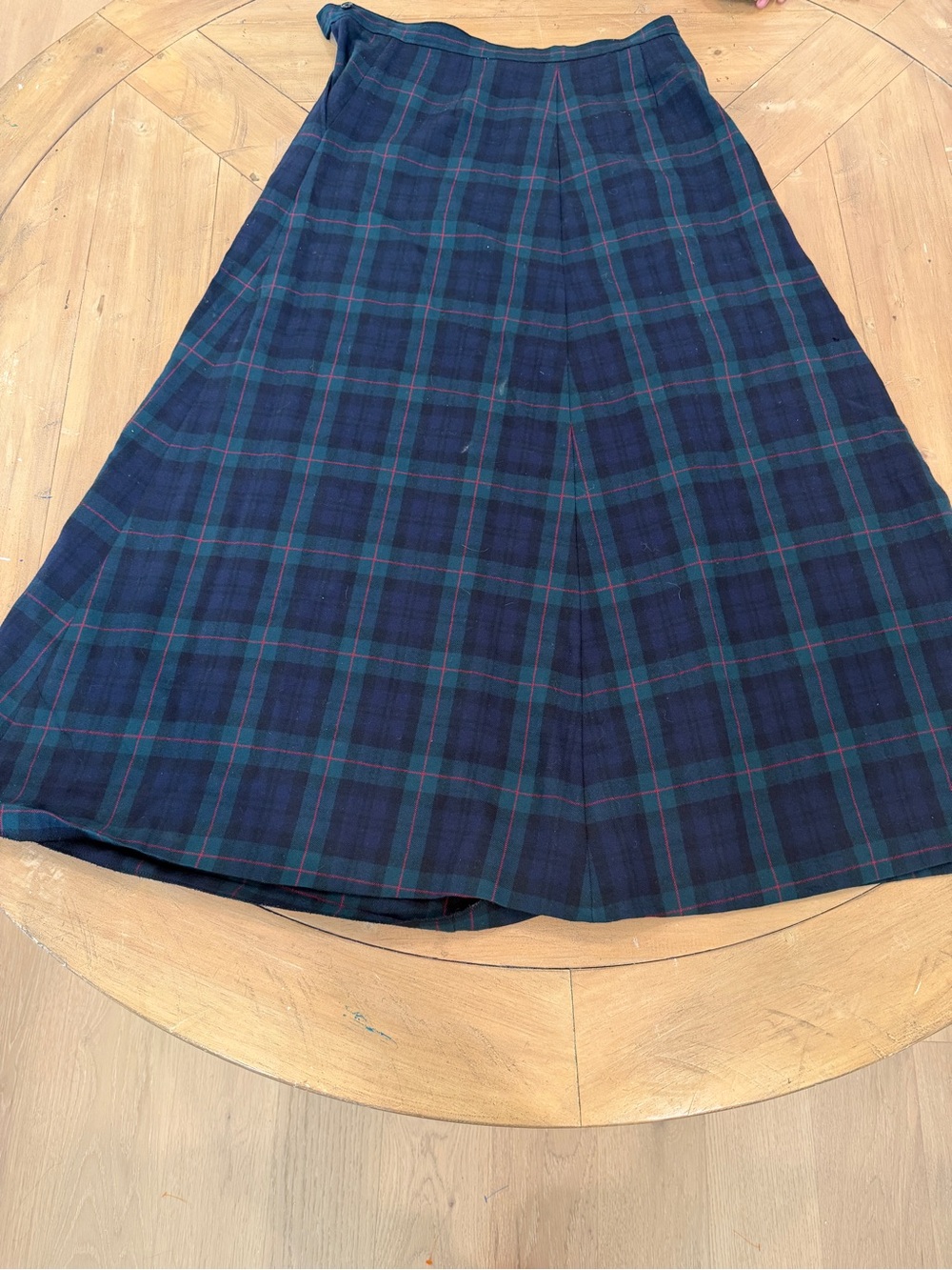 Vintage Ralph Lauren A-Line Plaid Midi Wool Skirt in Navy and Green 12 - Picture 11 of 12